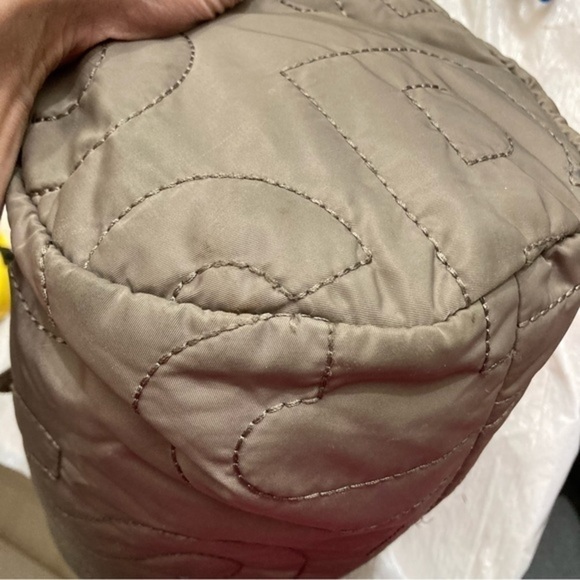 Marc by Marc iacob quilted gray nylon barrel duffel bag - Picture 8 of 12